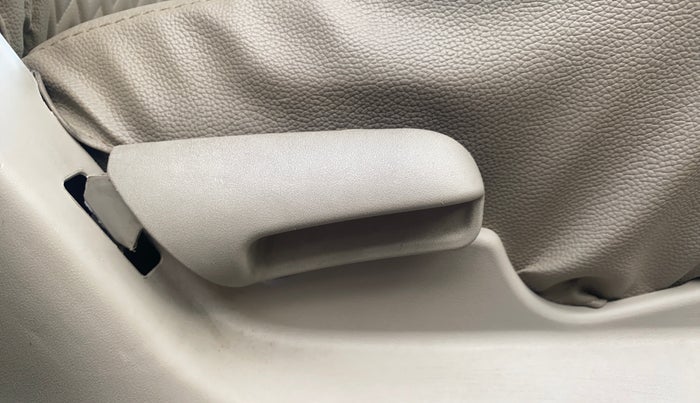 2019 Maruti Celerio VXI AMT, Petrol, Automatic, 62,707 km, Driver Side Adjustment Panel