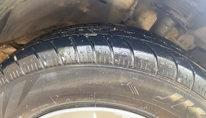 2018 Nissan Micra Active XL O, Petrol, Manual, 18,143 km, Right Front Tyre Tread