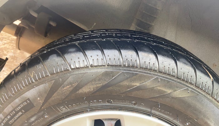 2018 Nissan Micra Active XL O, Petrol, Manual, 18,143 km, Right Rear Tyre Tread