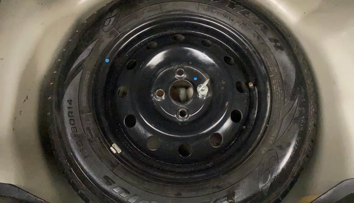 2013 Maruti Swift VXI, Petrol, Manual, 94,966 km, Spare Tyre