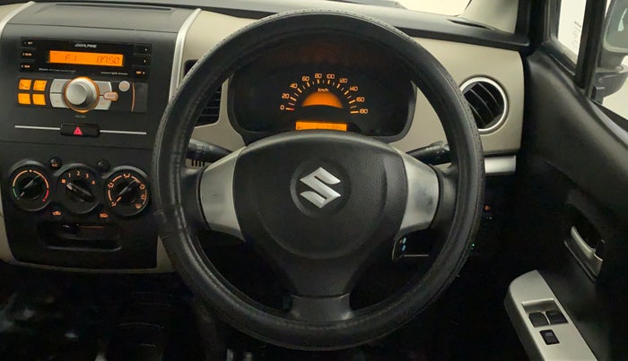 2014 Maruti Wagon R 1.0 LXI CNG, CNG, Manual, 71,685 km, Steering Wheel Close Up