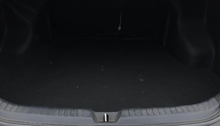 2018 Toyota YARIS VX CVT, Petrol, Automatic, 43,044 km, Boot Inside