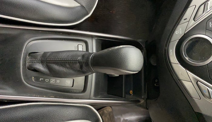 2019 Maruti Baleno ZETA CVT PETROL 1.2, Petrol, Automatic, 25,825 km, Gear Lever