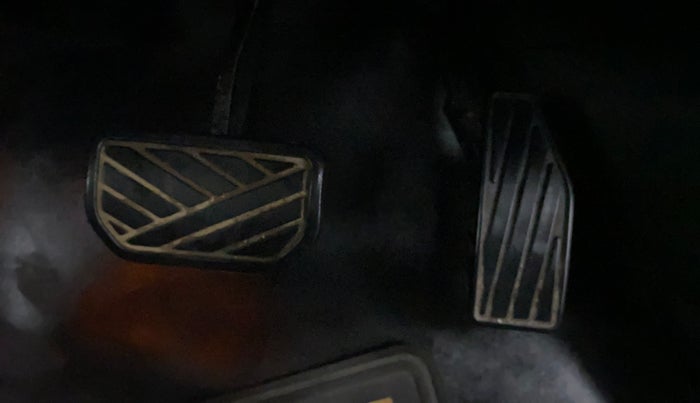 2019 Maruti Baleno ZETA CVT PETROL 1.2, Petrol, Automatic, 25,825 km, Pedals