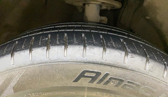 2019 Maruti Baleno ZETA CVT PETROL 1.2, Petrol, Automatic, 25,825 km, Right Front Tyre Tread