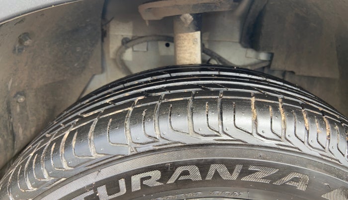 2023 Tata NEXON PURE 1.2 PETROL, Petrol, Manual, 4,096 km, Right Front Tyre Tread