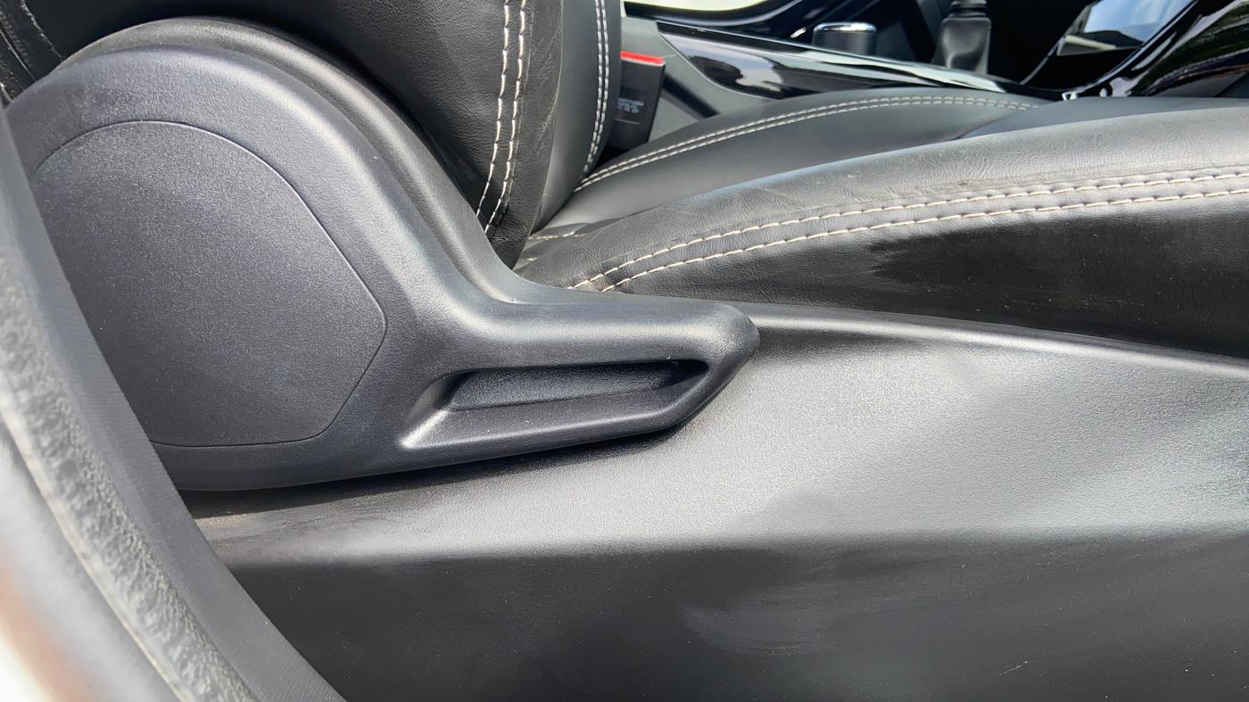 2023 Tata NEXON PURE 1.2 PETROL, Petrol, Manual, 4,145 km, Driver Side Adjustment Panel