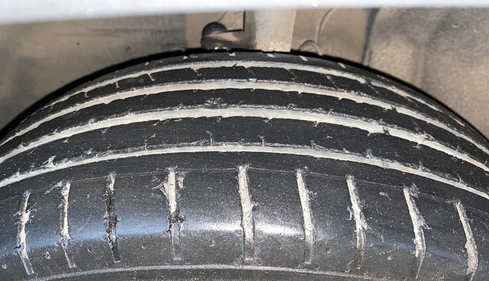 2022 Tata PUNCH CREATIVE  AMT, Petrol, Automatic, 55,147 km, Left Front Tyre Tread