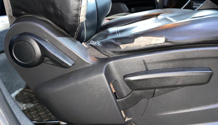 2022 Tata PUNCH CREATIVE  AMT, Petrol, Automatic, 55,147 km, Driver Side Adjustment Panel