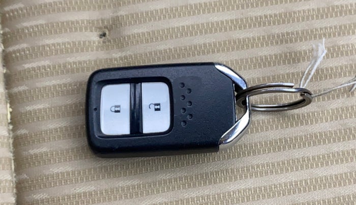 2021 Honda Jazz 1.2L I-VTEC ZX CVT, Petrol, Automatic, 40,152 km, Key Close Up