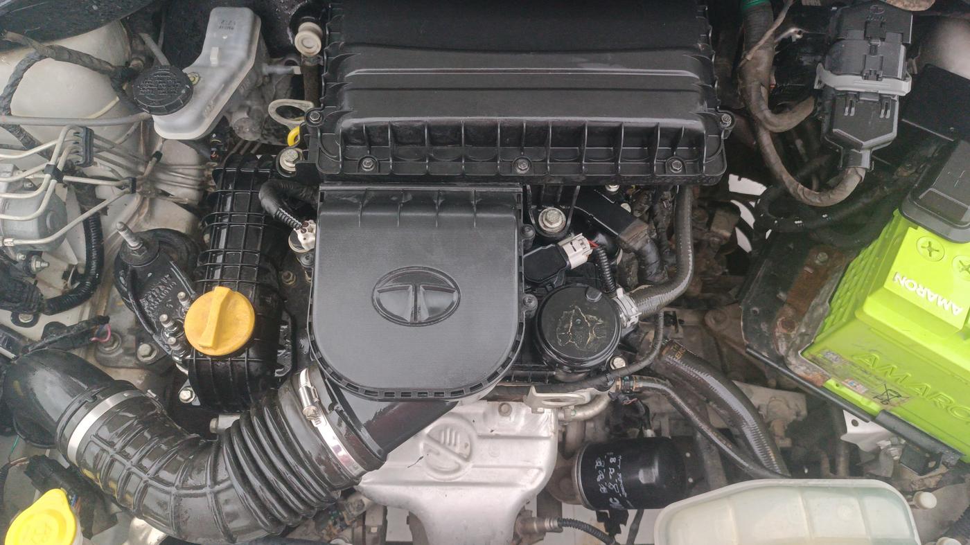 2019 Tata Tiago XZ PETROL, Petrol, Manual, 54,578 km, Engine View