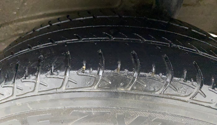 2019 Maruti New Wagon-R VXI 1.2, Petrol, Manual, 47,181 km, Left Rear Tyre Tread