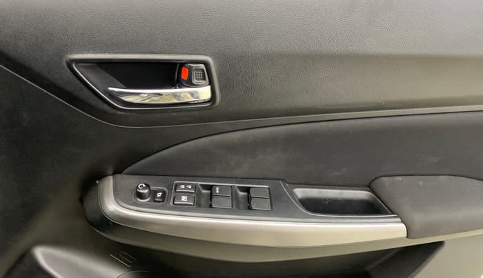 2023 Maruti Swift ZXI AMT, Petrol, Automatic, 20,080 km, Driver Side Door Panels Control