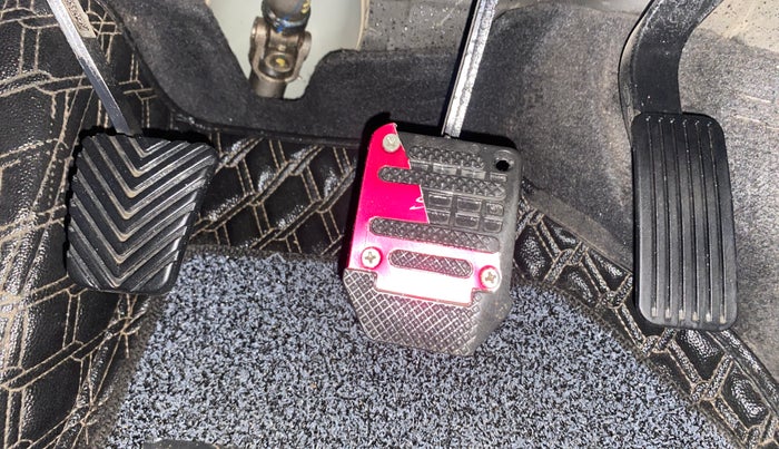 2020 KIA SELTOS HTX 1.5 PETROL, Petrol, Manual, 1,07,498 km, Pedals