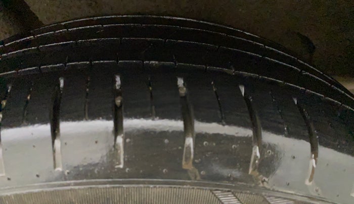 2020 Maruti Baleno ZETA PETROL 1.2, Petrol, Manual, 22,175 km, Left Rear Tyre Tread