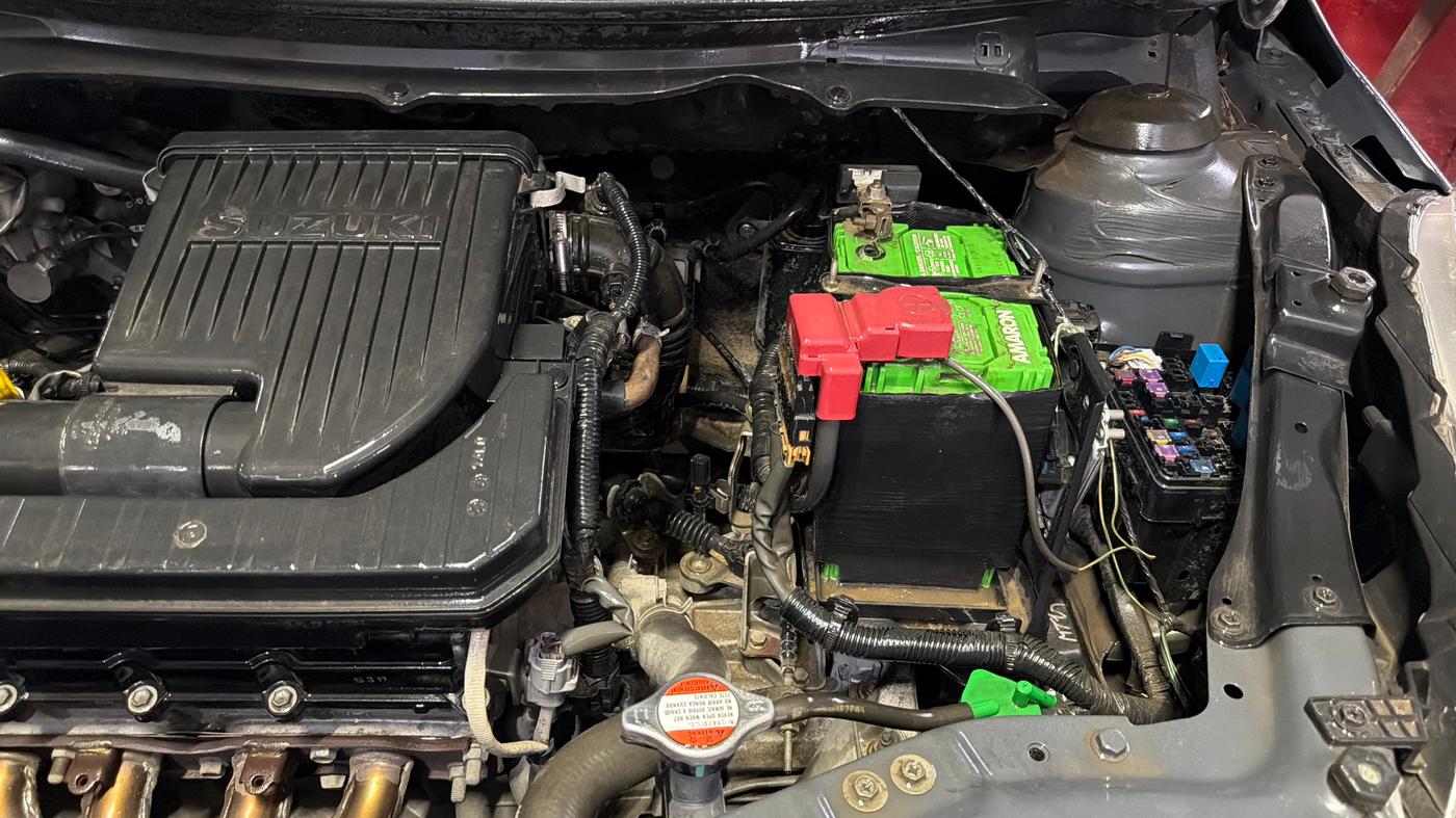 2017 Maruti Swift LXI, Petrol, Manual, 65,171 km, Engine View - Left
