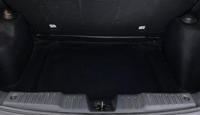 2020 Tata ALTROZ XZ 1.2, Petrol, Manual, 23,095 km, Boot Inside