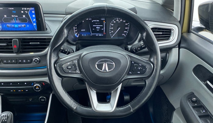 2020 Tata ALTROZ XZ 1.2, Petrol, Manual, 23,095 km, Steering Wheel Close Up