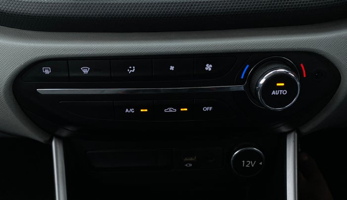 2020 Tata ALTROZ XZ 1.2, Petrol, Manual, 23,095 km, Automatic Climate Control