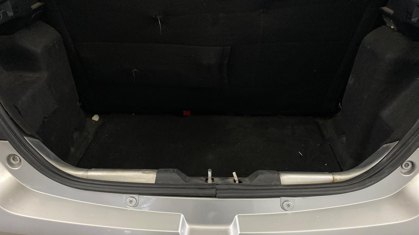 2016 Tata Tiago XZ PETROL, Petrol, Manual, 51,989 km, Boot Inside