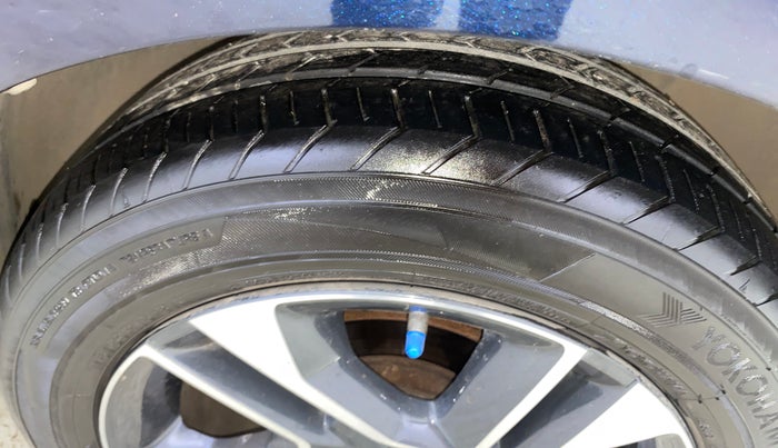 2021 Tata Tiago XZA PLUS PETROL, Petrol, Automatic, 34,912 km, Right Front Tyre Tread