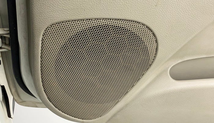 2014 Maruti Celerio VXI, Petrol, Manual, 83,895 km, Infotainment system - Front speakers missing / not working