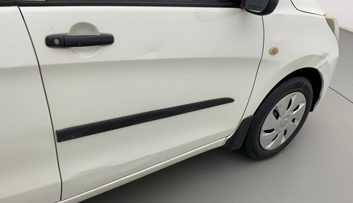 2014 Maruti Celerio VXI, Petrol, Manual, 83,895 km, Driver-side door - Minor scratches