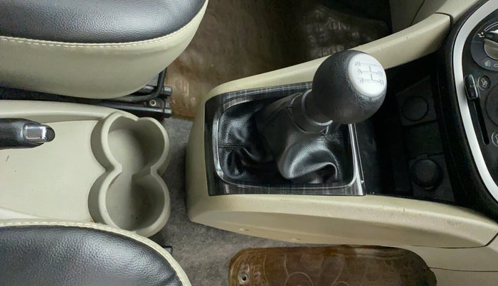 2014 Maruti Celerio VXI, Petrol, Manual, 83,895 km, Gear Lever