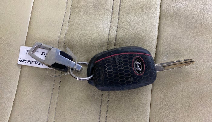 2021 Hyundai GRAND I10 NIOS SPORTZ 1.2 KAPPA VTVT, Petrol, Manual, 32,910 km, Key Close Up