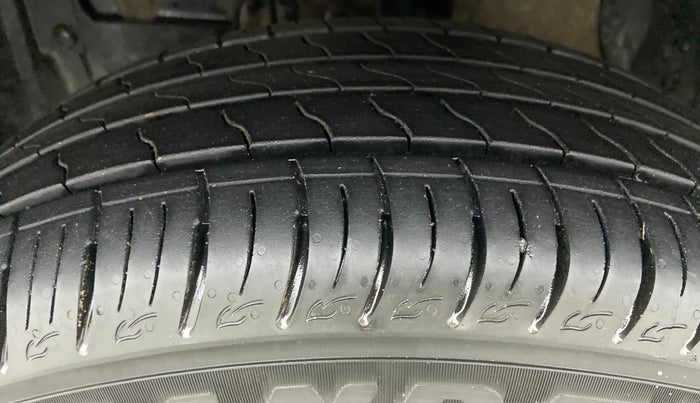 2021 Toyota URBAN CRUISER MID MT, Petrol, Manual, 10,221 km, Left Front Tyre Tread