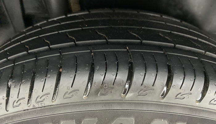 2021 Toyota URBAN CRUISER MID MT, Petrol, Manual, 10,221 km, Right Rear Tyre Tread