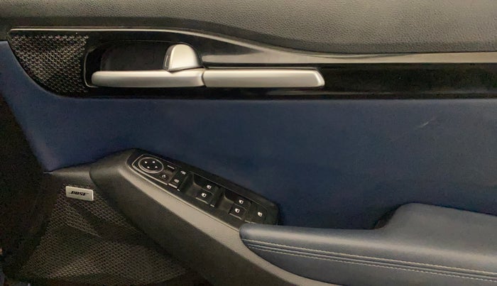 2021 KIA SELTOS X LINE 1.4 PETROL DCT, Petrol, Automatic, 27,961 km, Driver Side Door Panels Control