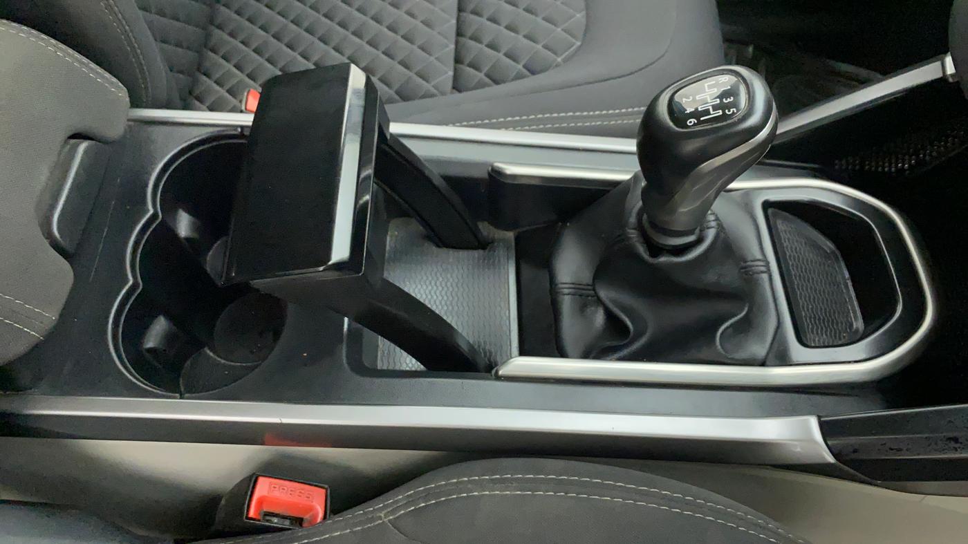 2021 Tata Safari XT PLUS, Diesel, Manual, 58,825 km, Gear Lever