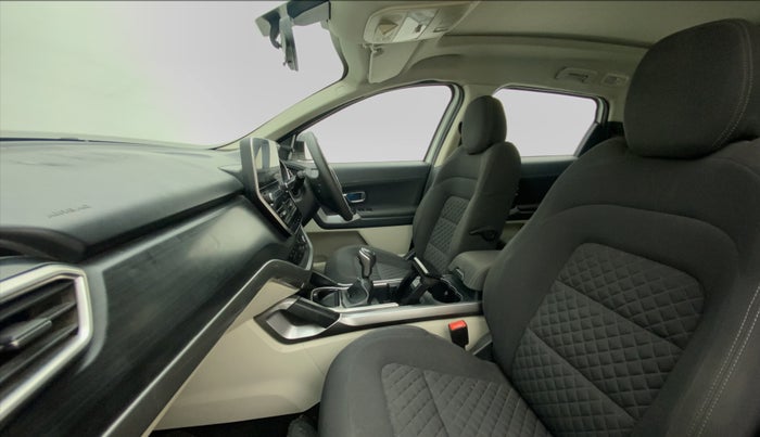 2021 Tata Safari XT PLUS, Diesel, Manual, 58,825 km, Right Side Front Door Cabin