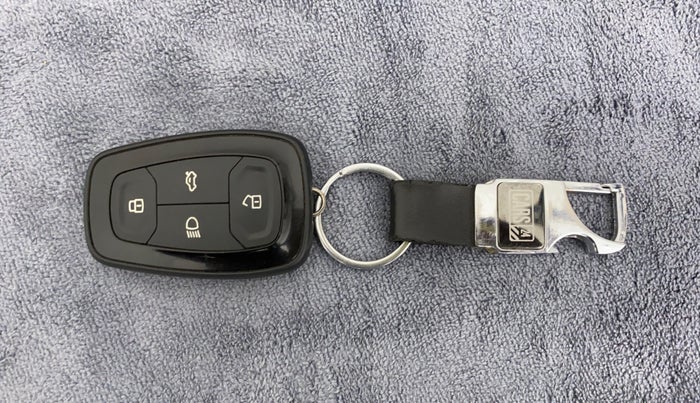 2021 Tata Safari XT PLUS, Diesel, Manual, 58,825 km, Key Close Up