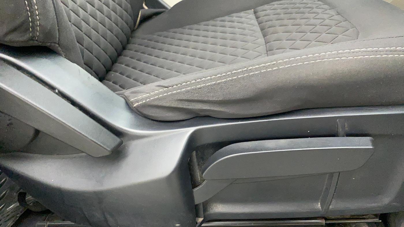 2021 Tata Safari XT PLUS, Diesel, Manual, 58,825 km, Driver Side Adjustment Panel