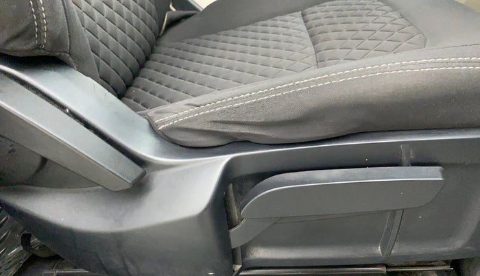 2021 Tata Safari XT PLUS, Diesel, Manual, 58,825 km, Driver Side Adjustment Panel