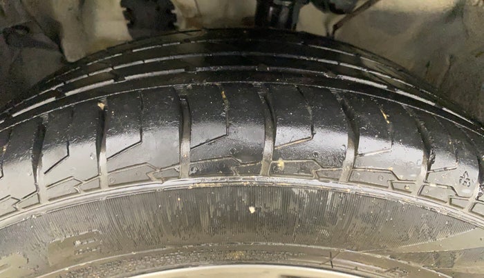 2022 KIA SELTOS HTX IVT 1.5 PETROL, Petrol, Automatic, 21,708 km, Left Front Tyre Tread