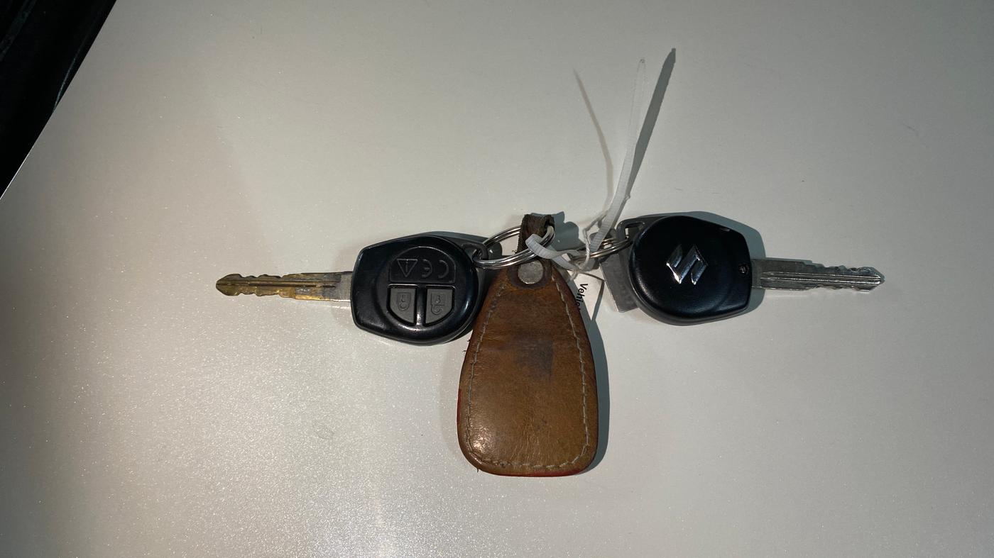 2019 Maruti Swift VXI, Petrol, Manual, 83,481 km, Key Close Up
