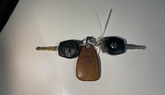 2019 Maruti Swift VXI, Petrol, Manual, 83,481 km, Key Close Up