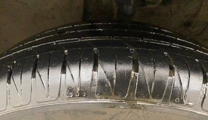 2022 KIA SONET HTX 1.5, Diesel, Manual, 73,207 km, Left Front Tyre Tread