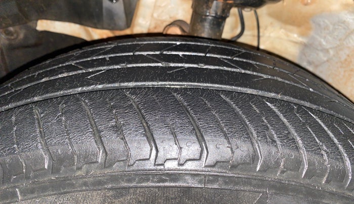 2018 Honda WR-V 1.5L I-DTEC S MT, Diesel, Manual, 69,133 km, Left Front Tyre Tread