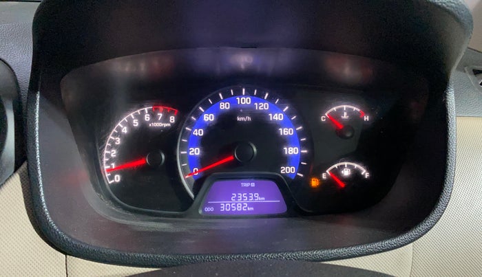 2017 Hyundai Xcent SX 1.2, Petrol, Manual, 30,577 km, Odometer Image