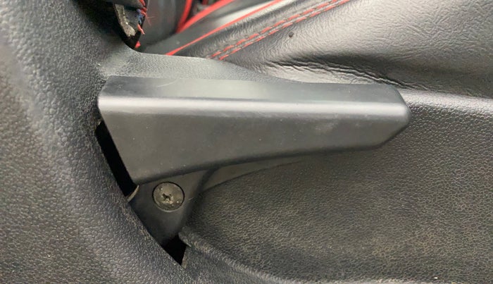 2016 Tata Tiago XT DIESEL, Diesel, Manual, 69,684 km, Driver Side Adjustment Panel