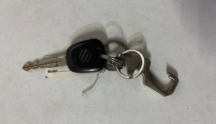 2014 Maruti Wagon R 1.0 LXI, Petrol, Manual, 87,477 km, Key Close Up