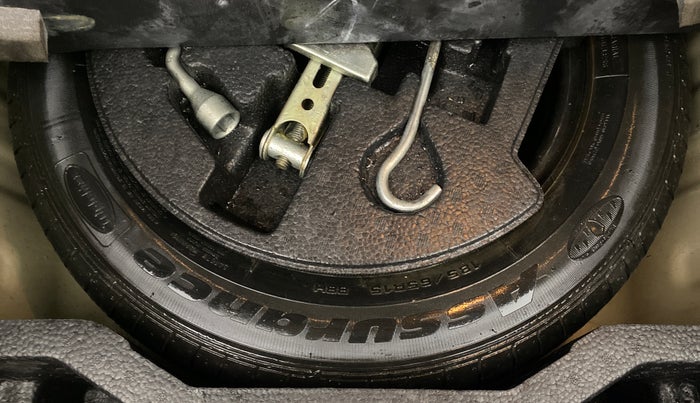 2016 Maruti Ciaz ZXI+, Petrol, Manual, 98,184 km, Spare Tyre