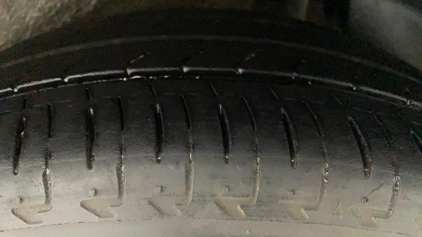2017 Maruti IGNIS ZETA 1.2 AMT, Petrol, Automatic, 86,424 km, Left Rear Tyre Tread