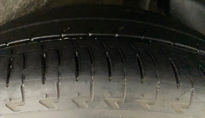 2017 Maruti IGNIS ZETA 1.2 AMT, Petrol, Automatic, 86,424 km, Left Rear Tyre Tread