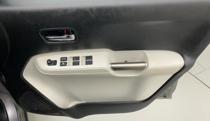 2017 Maruti IGNIS ZETA 1.2 AMT, Petrol, Automatic, 86,424 km, Driver Side Door Panels Control