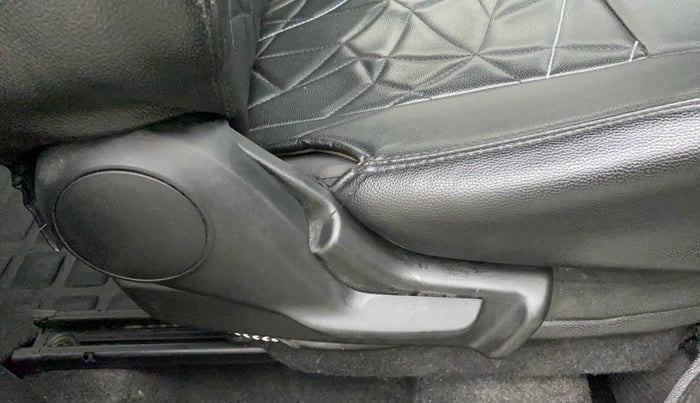 2017 Maruti IGNIS ZETA 1.2 AMT, Petrol, Automatic, 86,424 km, Driver Side Adjustment Panel
